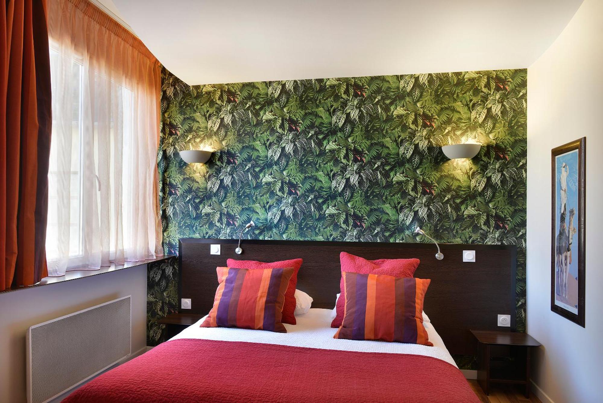 Logis Le Saint Georges Hotel Vendôme