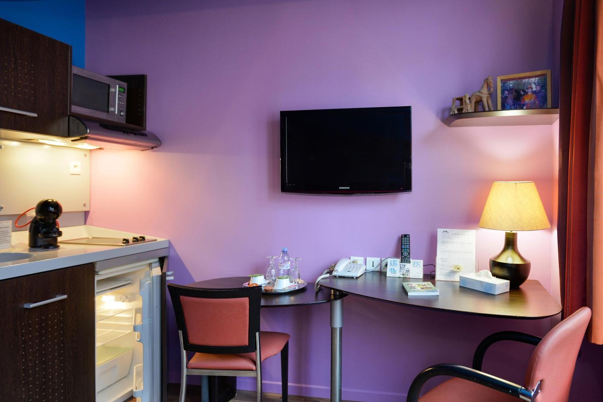 Logis Le Saint Georges Hotel